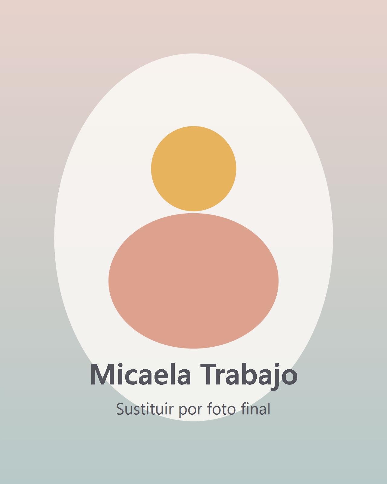Micaela Gutierrez, psicologa online, trabajando en consulta.